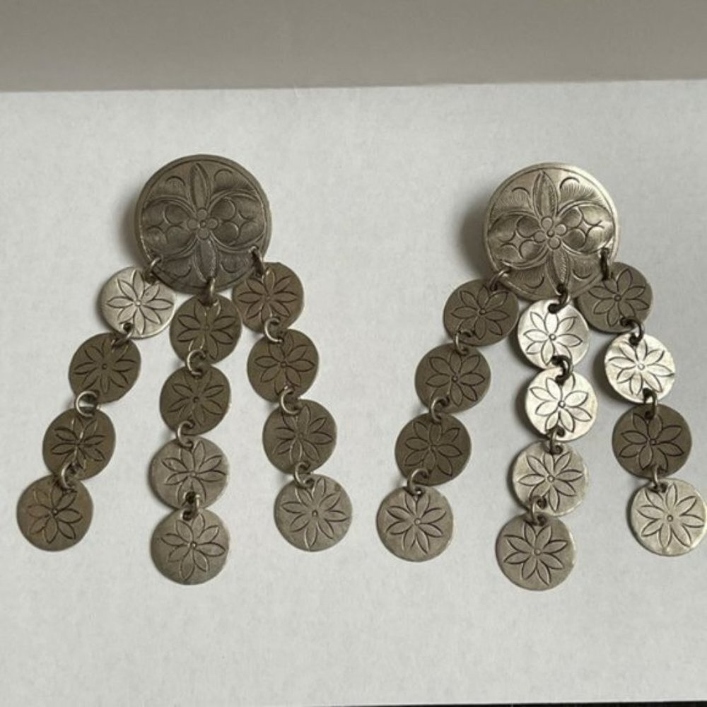 Silver Tone Dangling Earrings Floral Stamp CIrcles Round Layered Festival Casual